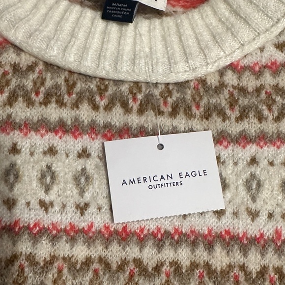 Women’s American Eagle Cream Patterned Sweater - Picture 4 of 5